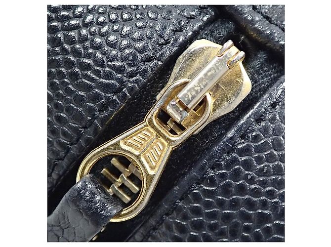 Borsa Vanity Chanel in pelle di vitello martellata nera Nero - vista 6