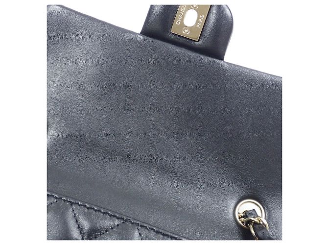 Borsa a tracolla Chanel Matelassé in pelle di agnello nera Nero - vista 9