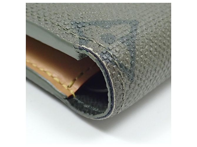 Louis Vuitton Monogram Bi-fold Wallet Khaki - view 6