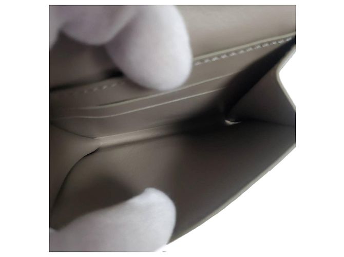 Cartera bi-fold para mujer Burberry en Silver Plata - vista 10