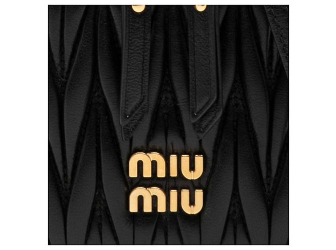 Miu Miu Matelassé Mini Schultertasche Schwarz - Ansicht 4