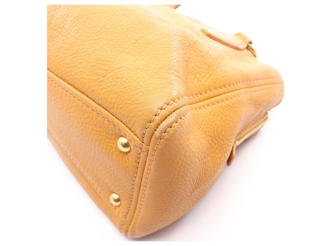 Borsa Miu Miu VITELLO CARIBU Giallo - vista 5