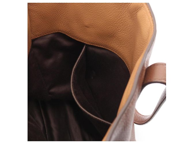 Miu Miu Shopper aus braunem Leder - Ansicht 10