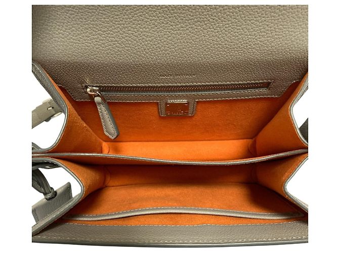 Borsa a tracolla in pelle borchiata MCM Marrone - vista 8