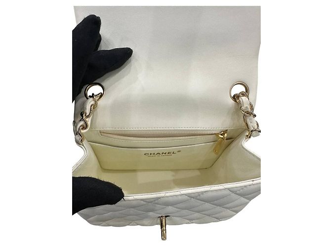 Bolso de hombro Chanel Matelassé Blanco - vista 4