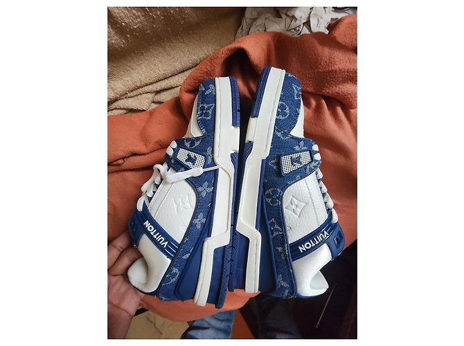 Louis Vuitton Baskets LV Trainer Denim Blanc Bleu - vue 16