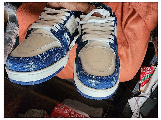 Louis Vuitton Baskets LV Trainer Denim Blanc Bleu - vue 2