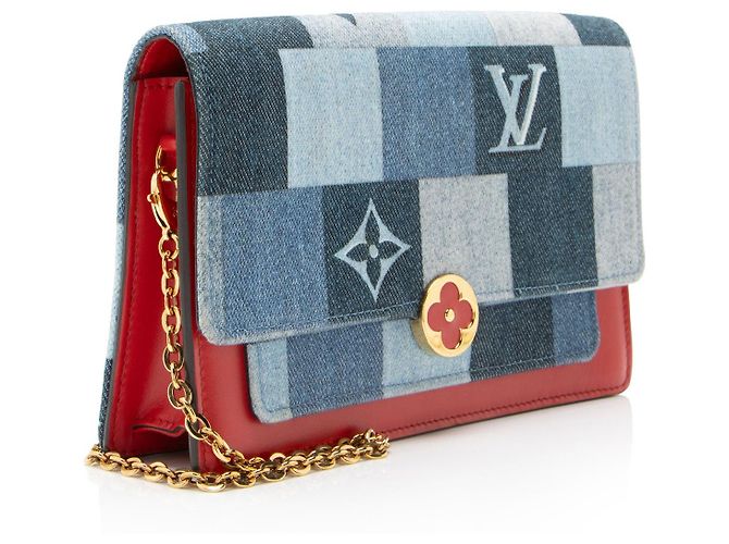 Portafoglio a catena Louis Vuitton Limited Edition Denim Patchwork Flore Blu - vista 2