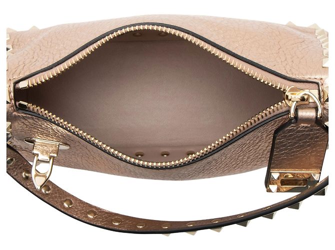 Valentino Garavani Borsa a tracolla Rockstud Small in vitello metallizzato Valentino Rosa - vista 6