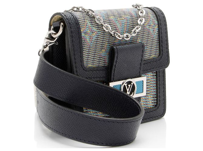 Louis Vuitton Monogram Pop Canvas Dauphine Bumbag BB Nero - vista 2