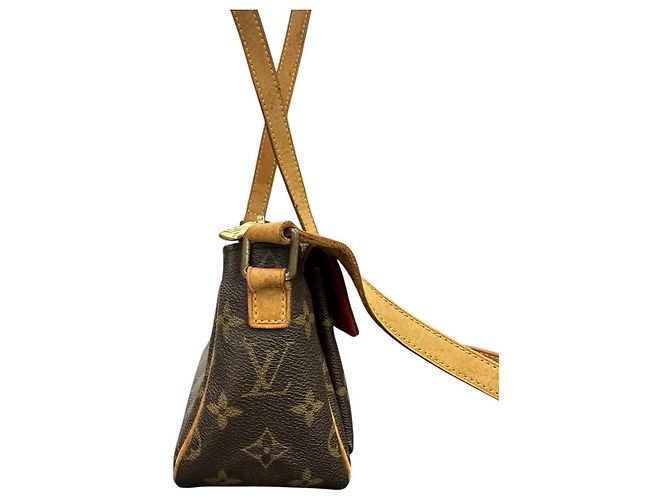 Louis Vuitton Vivacite PM Marrom - vista 4
