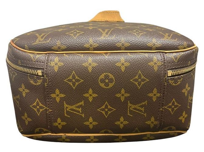 Sac à main Louis Vuitton Monogram Excursion Marron - vue 4