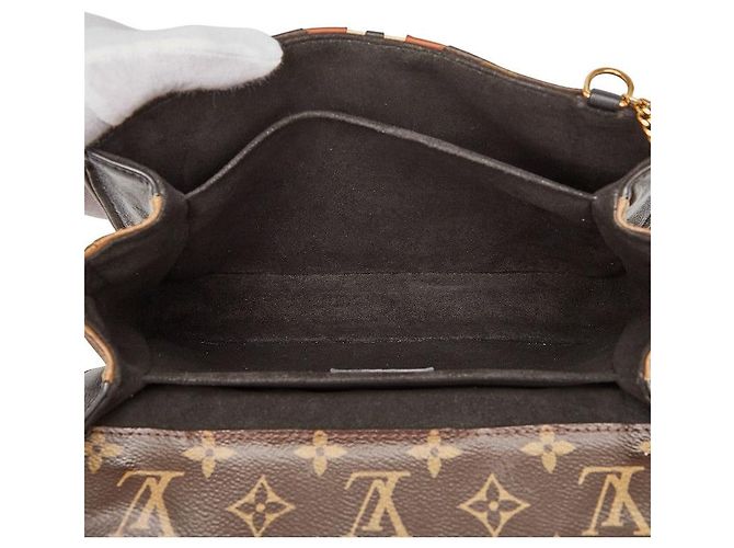 Louis Vuitton Pochette Metis MM Monogram Reverse Multicor - vista 8