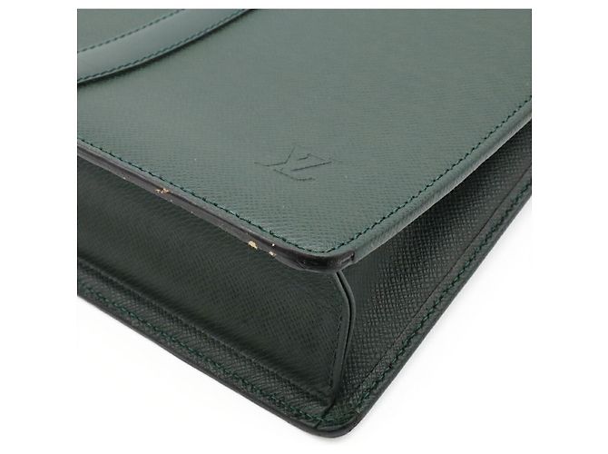 Louis Vuitton Taiga Porte-Documents Verde - vista 3