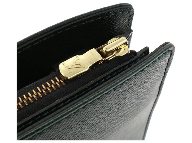 Louis Vuitton Taiga Porte-Documents Verde - vista 7