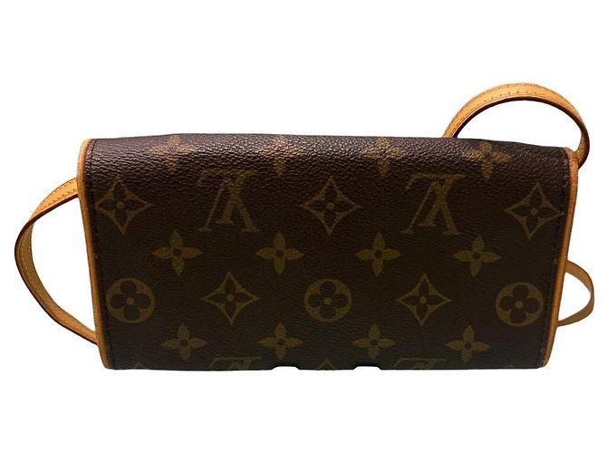 Louis Vuitton Monogram Pochette Twin PM Brown - view 2