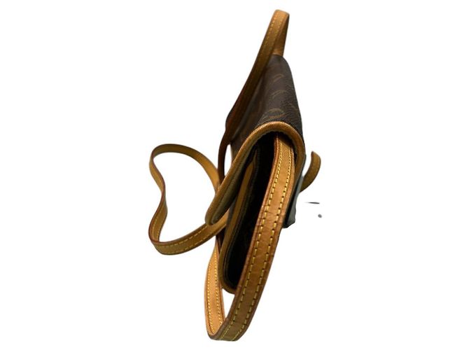 Louis Vuitton Monogram Pochette Twin PM Brown - view 3