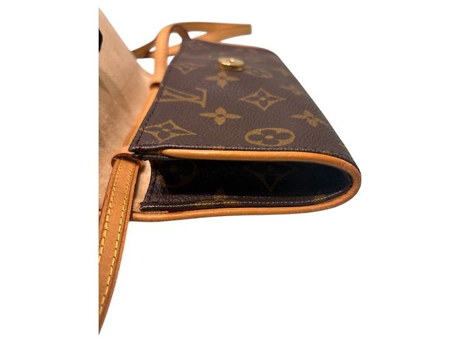 Louis Vuitton Monogram Pochette Twin PM Brown - view 9