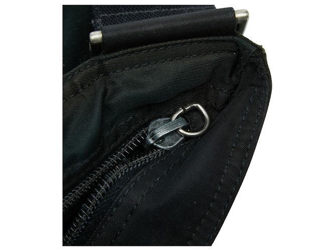 Sac bandoulière Prada Tessuto avec logo triangle Noir - vue 8
