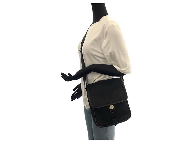 Bolsa Tiracolo Prada Tessuto Preto - vista 7