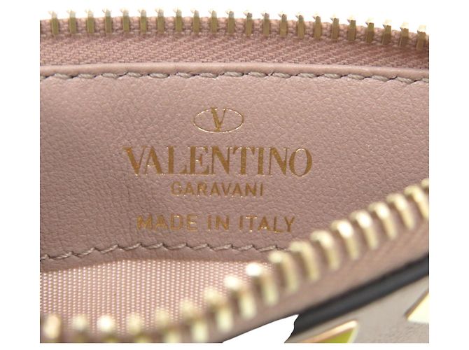Valentino Rockstud Fragment Case Beige - view 7