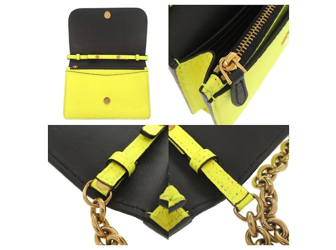 Borsa a tracolla Burberry in pelle giallo neon - vista 8