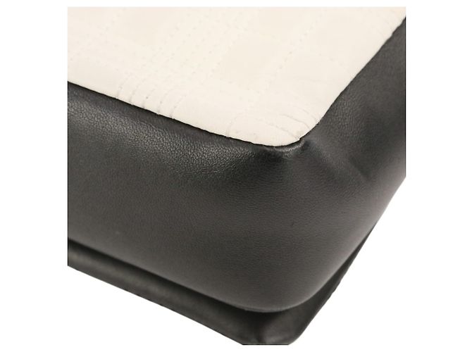 BURBERRY Laura Small Bicolor gesteppte Schultertasche mit Kette Schwarz Weiß - Ansicht 15