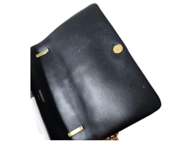 BURBERRY Laura Small Bicolor gesteppte Schultertasche mit Kette Schwarz Weiß - Ansicht 19