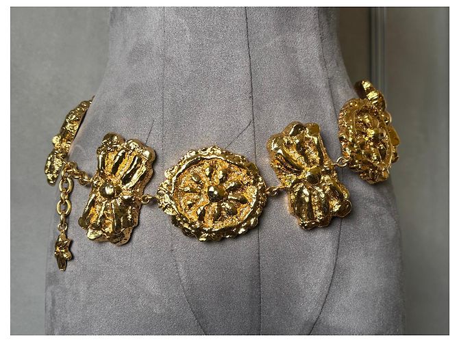 Cinturón de cadena Christian Lacroix dorado con estrella - vista 3