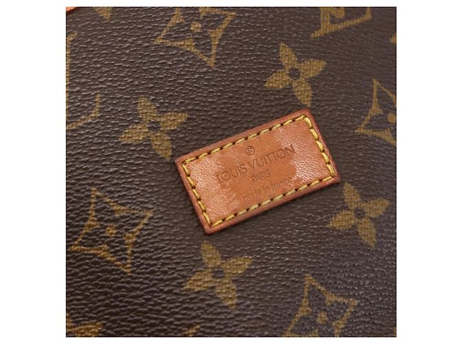 Louis Vuitton Saumur Monogram Canvas Marron - vue 6