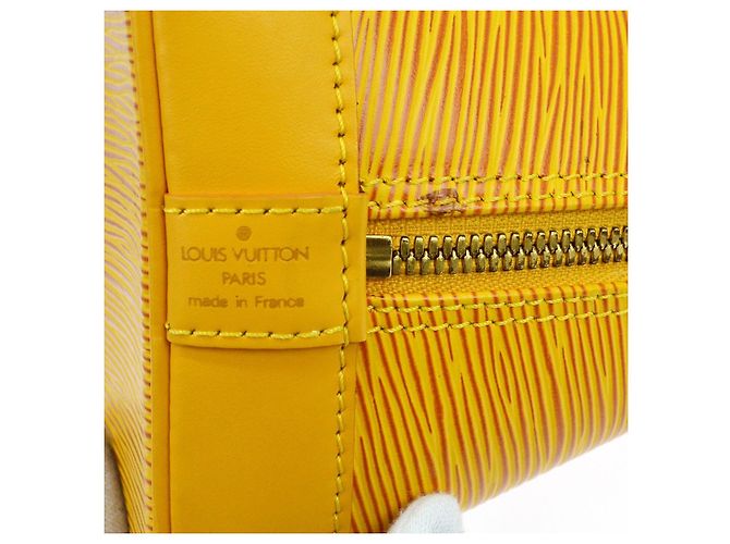 Borsa Louis Vuitton Alma in pelle Epi PM Giallo - vista 4