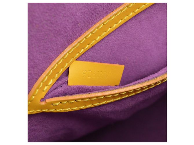 Borsa Louis Vuitton Alma in pelle Epi PM Giallo - vista 5