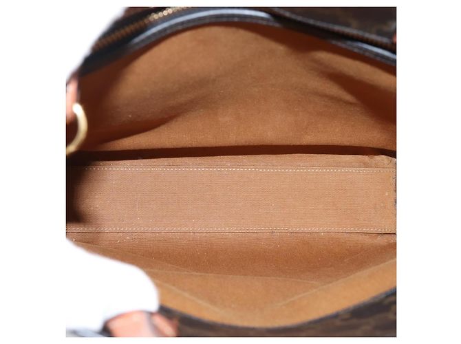 Céline Celine Vertical Cabas Triomphe Coated Canvas Medium Marrone - vista 5