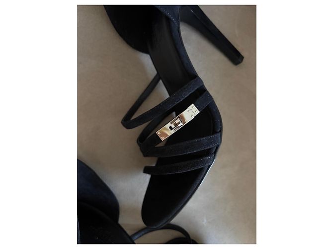 Hermès Schwarze Wildleder-Sandaletten mit Absatz - Ansicht 3