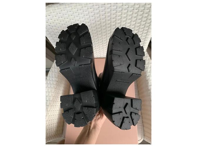 Botines Miu Miu de piel negra Negro - vista 6