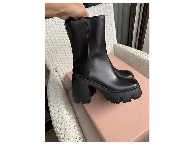 Botines Miu Miu de piel negra Negro - vista 7