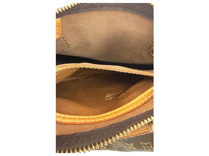 Louis Vuitton Speedy Bandoulière 30 Monogram Canvas Marrone Monogramma - vista 14
