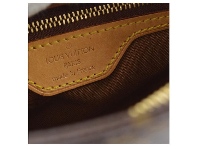Louis Vuitton Trotteur Monogram Canvas Marrone - vista 4
