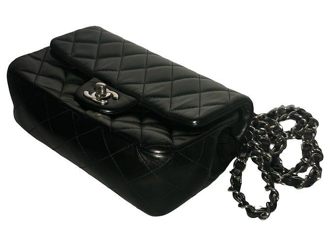 Chanel Classic Single Flap Quilted Lambskin Mini Negro - vista 4