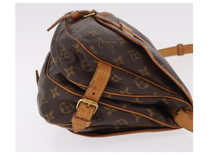 Borsa Louis Vuitton Saumur Monogram Canvas 30 Marrone - vista 3