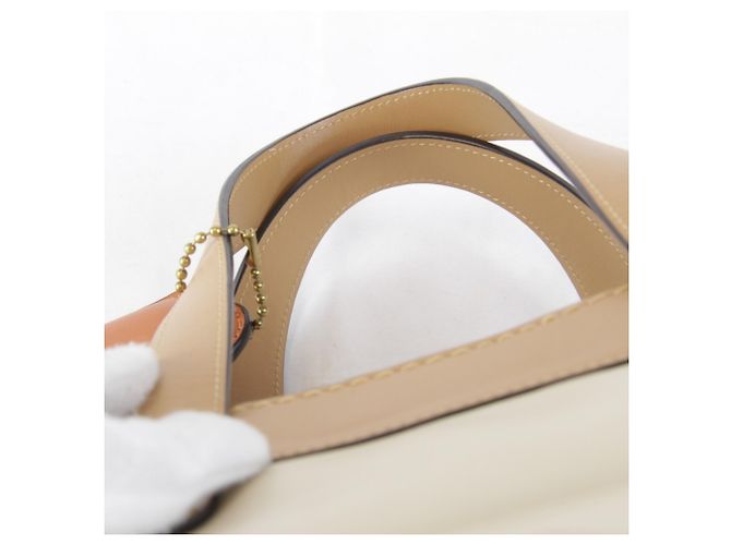 Saco Tote 2-Way Matelassé COACH Bege - vista 8