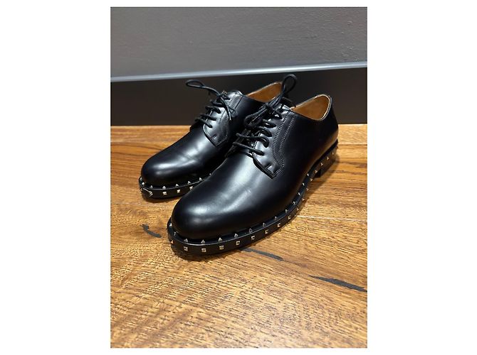 Valentino Garavani Scarpe Derby Rockstud Nero - vista 11