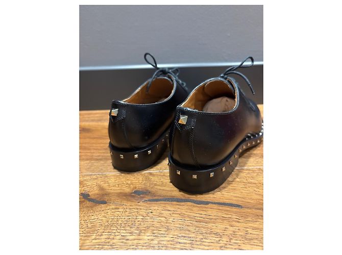 Valentino Garavani Scarpe Derby Rockstud Nero - vista 5
