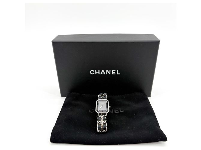 Chanel Premiere Mini Quartz em aço inoxidável e borracha com bisel e marcadores de diamante 15 - vista 2