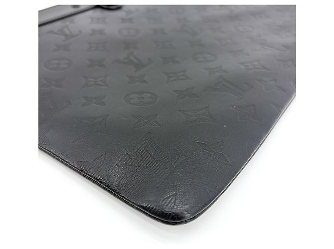 Louis Vuitton Monogramissime Pochette Monogram Canvas and Exotics Negro - vista 5