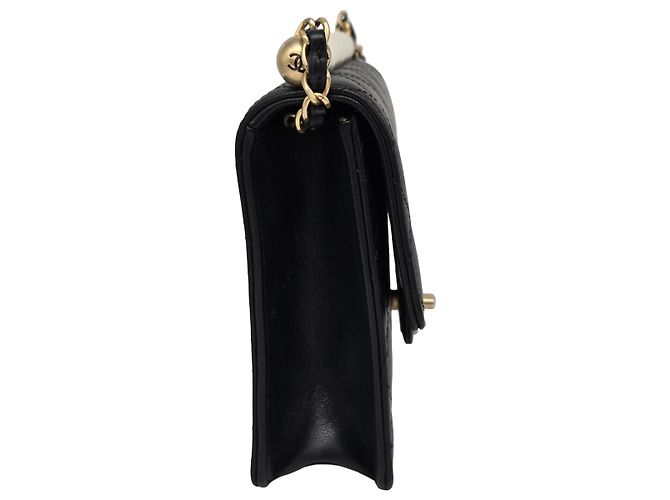 Clutch de aba Chanel Chic Pearls com corrente em pele de cordeiro acolchoada Mini Preto - vista 5