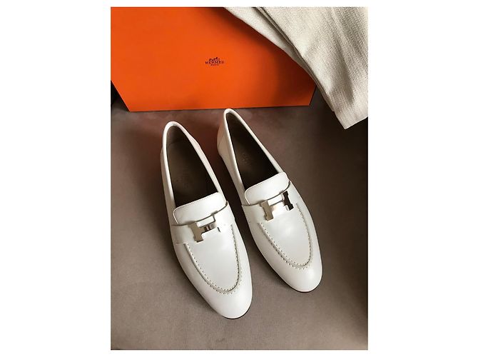 Hermès Weiße Leder-Loafer - Ansicht 14