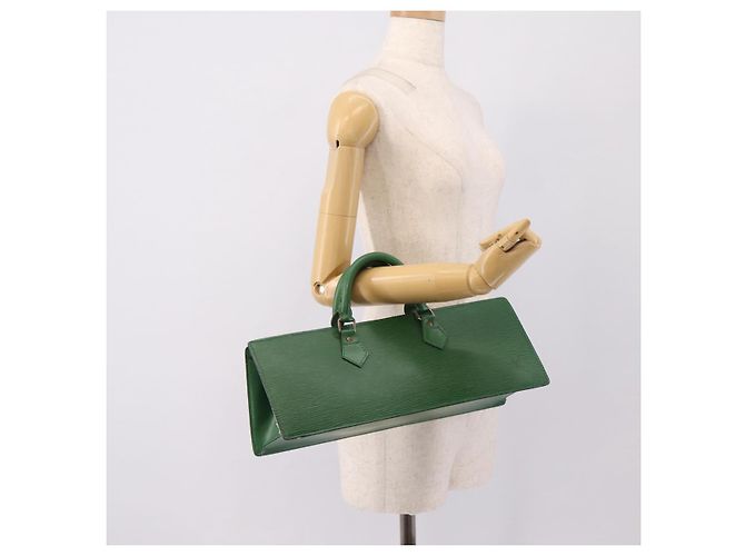 LOUIS VUITTON Epi Sac Triangle Hand Bag Green M52094 LV Auth 197179 Verde - vista 20
