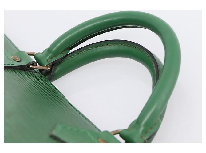 LOUIS VUITTON Epi Sac Triangle Hand Bag Green M52094 LV Auth 197179 Verde - vista 8