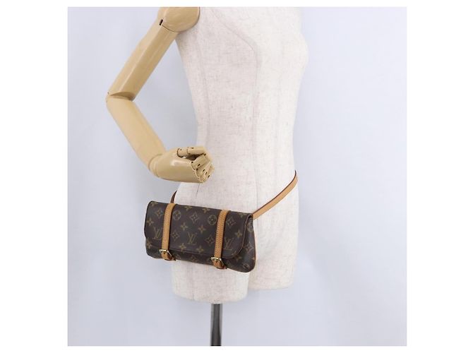 LOUIS VUITTON Monogram Pochette marrell Waist bag M51159 LV Auth 203214V Monogramma - vista 26
